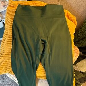 Green High-Waisted Leggings